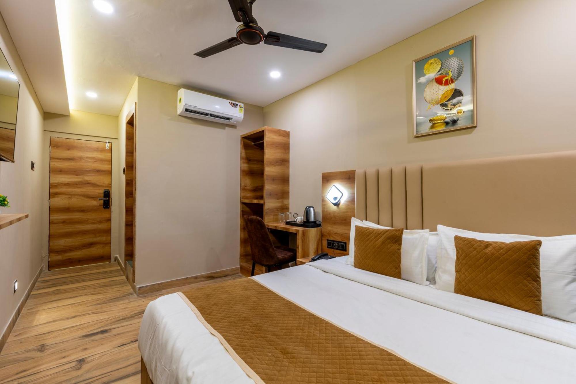 Hotel Zara International Мумбаи Экстерьер фото