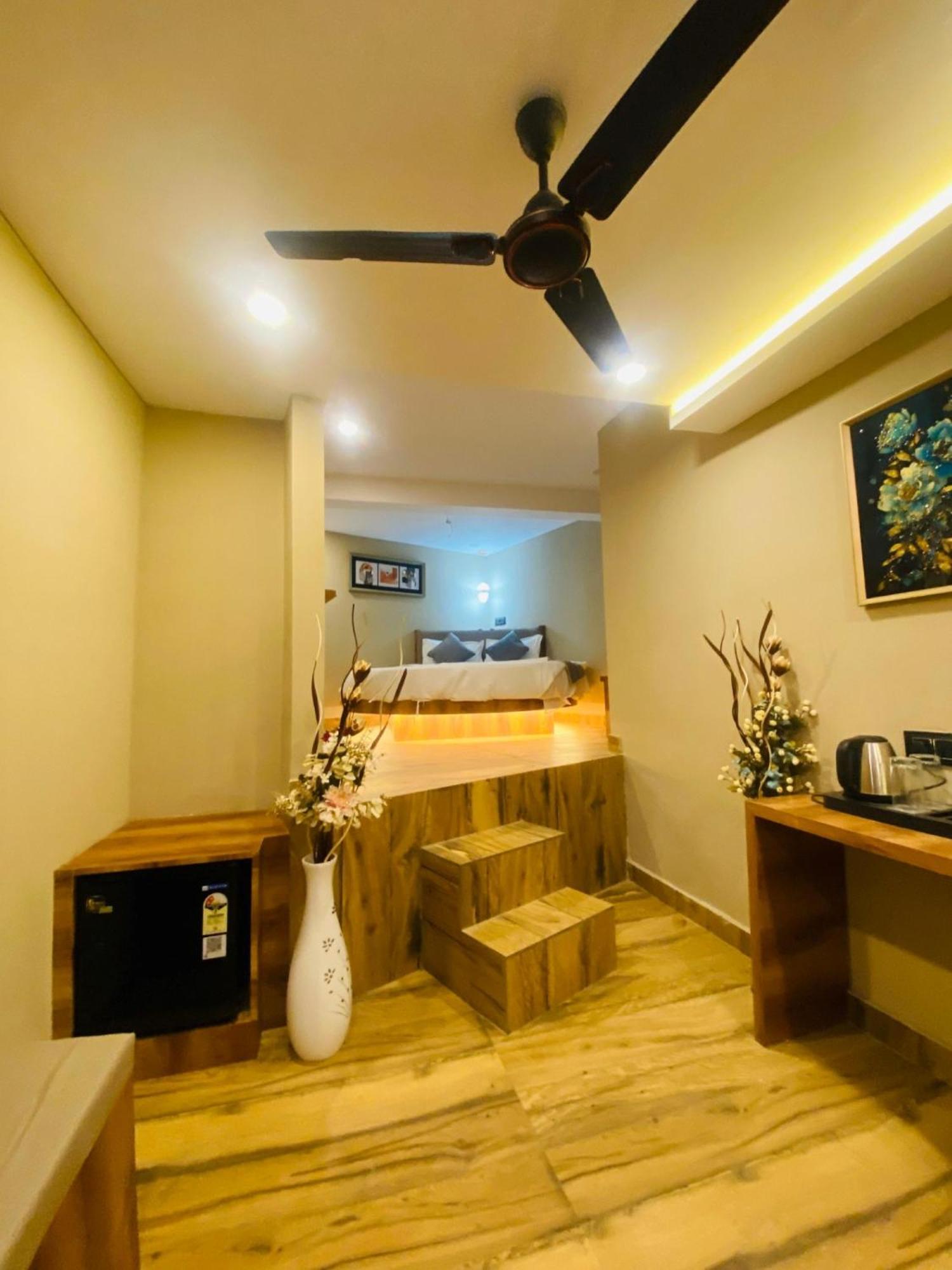 Hotel Zara International Мумбаи Экстерьер фото